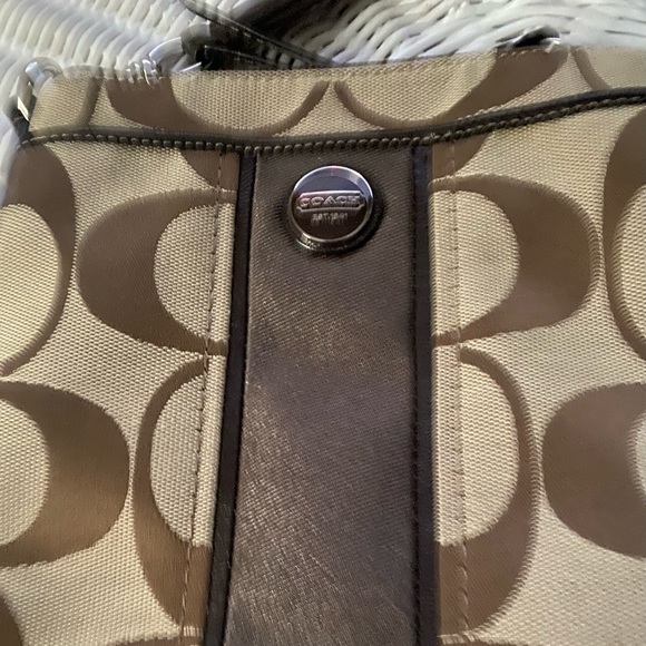 Coach Signature Brown Crossbody Swingpack Messenger - Picture 3 of 6